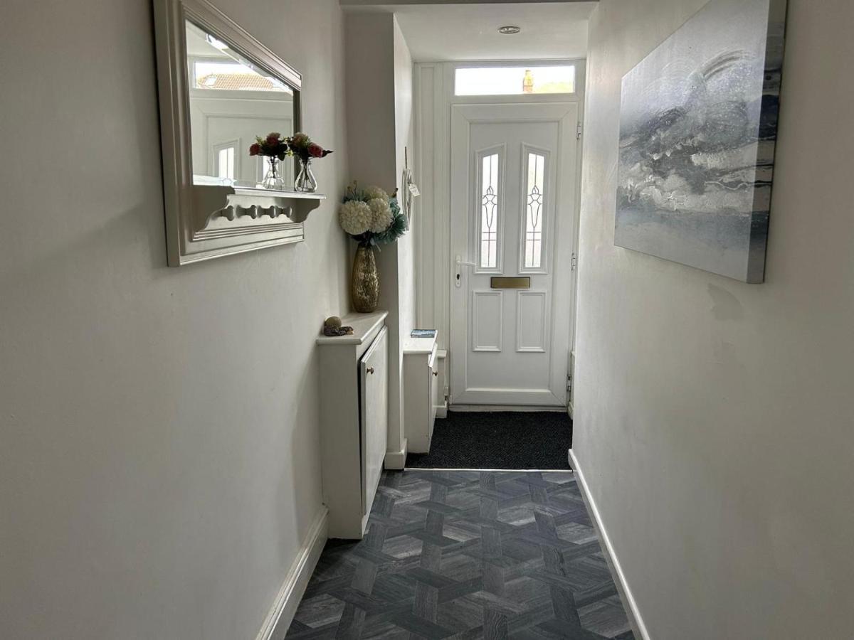 Light And Spacious Highcross Apartment Poulton-le-Fylde Eksteriør billede