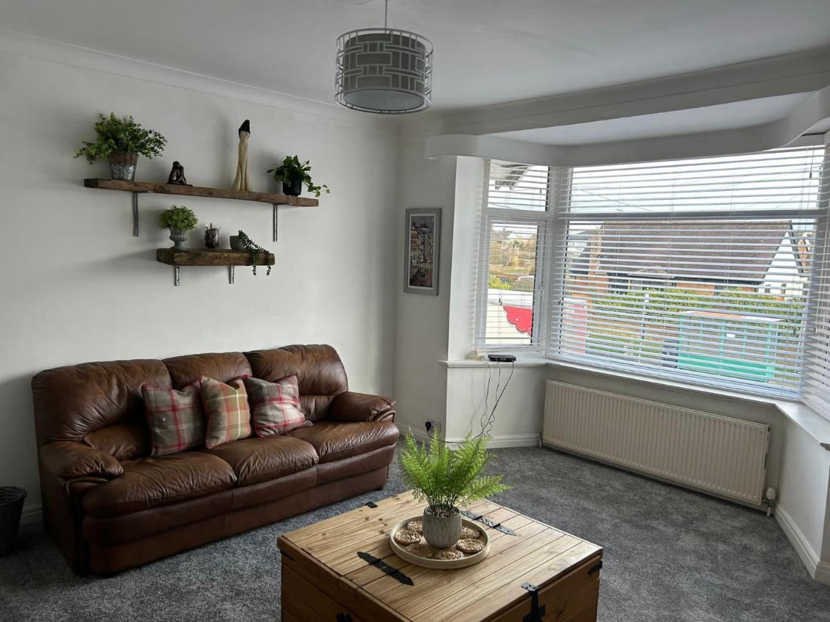 Light And Spacious Highcross Apartment Poulton-le-Fylde Eksteriør billede